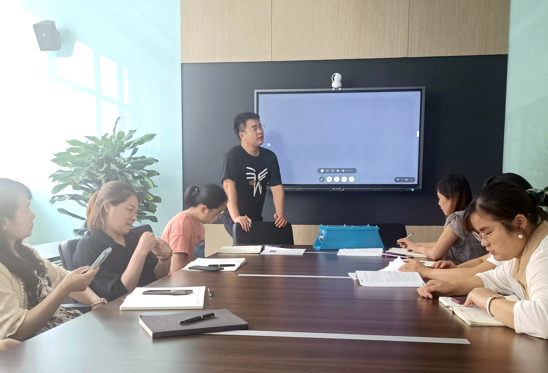 華科電氣巾幗英雄傳：鏗鏘玫瑰在金秋綻放(圖3)